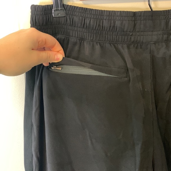 Athleta Black Camo Lined Brooklyn Jogger Commute Travel Pant #985549 Size 12 - Picture 7 of 10